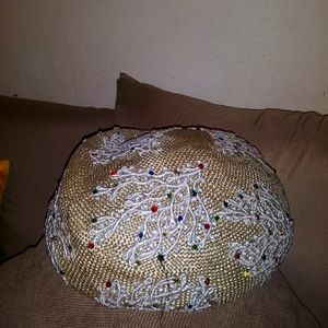 SOLD Beautiful 80s hat SOLD